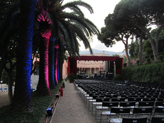 Concert de Manel al Passeig del Jardins de Cal Marqu�s. 2 de juliol de 2011