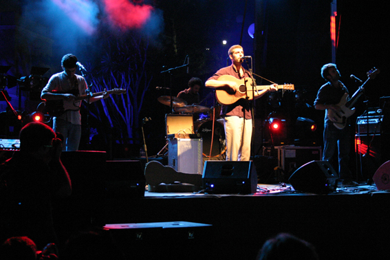 Concert de Manel al Passeig del Jardins de Cal Marqu�s. 2 de juliol de 2011