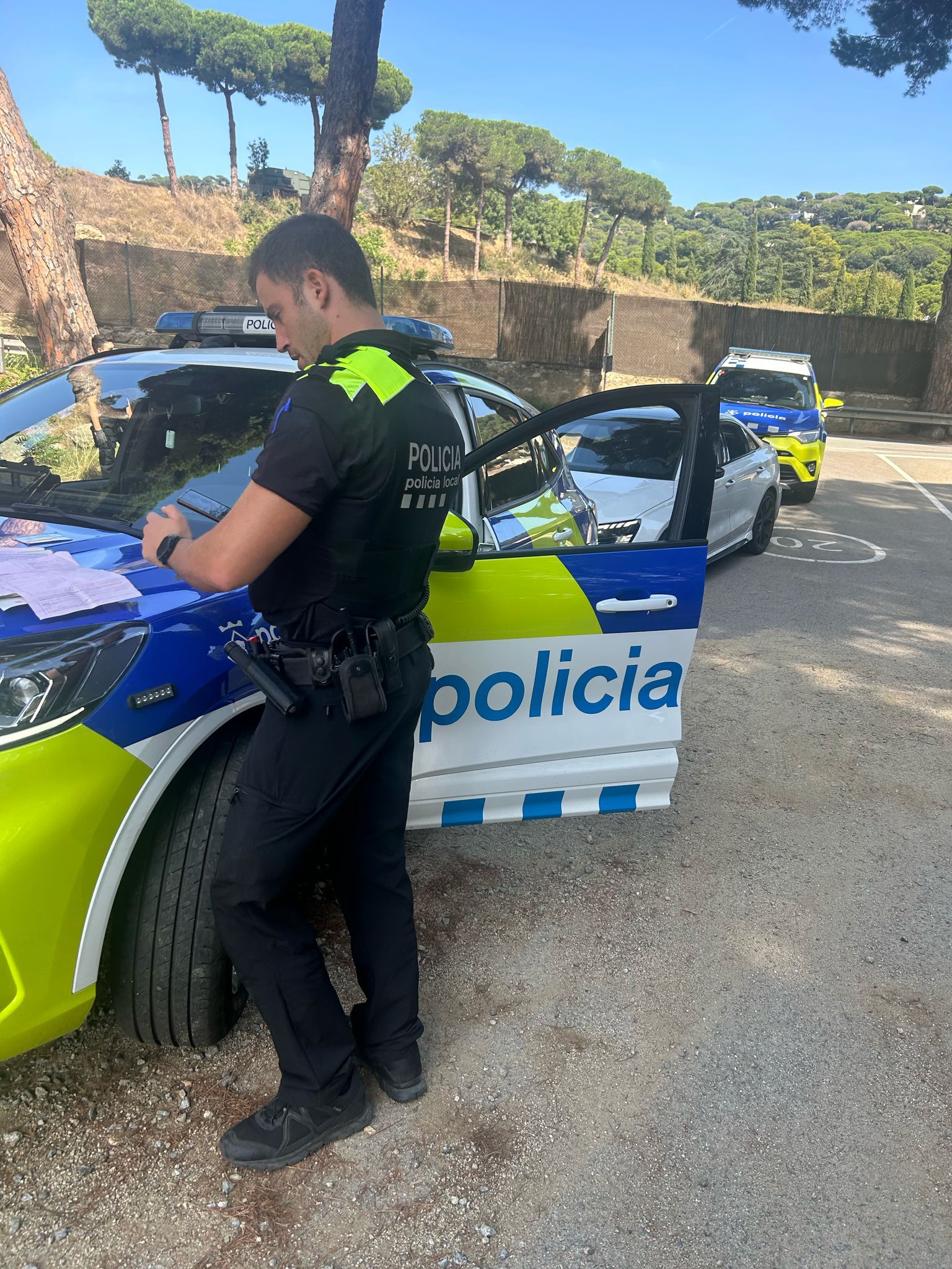 Policia Policia